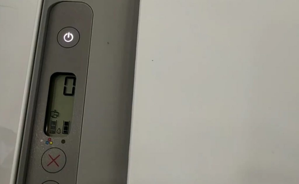 HP Deskjet 2776 display